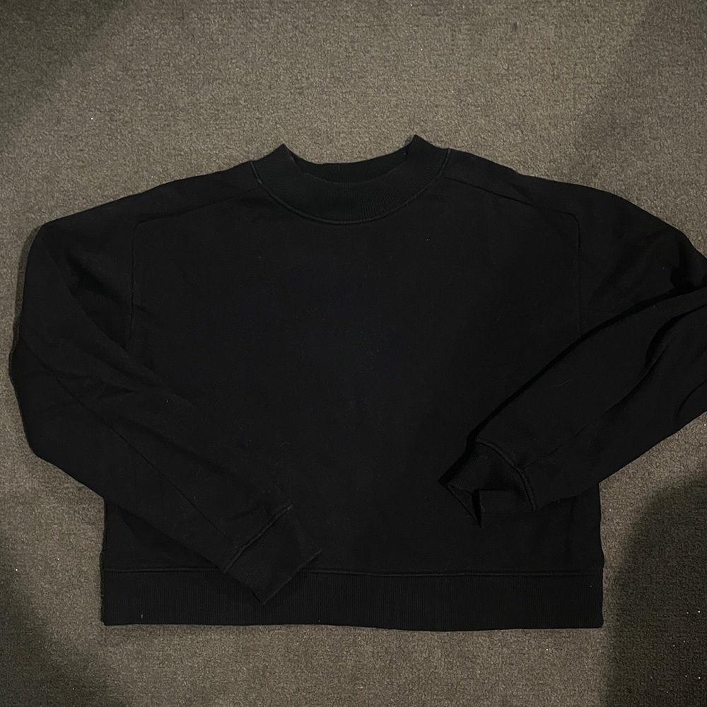 Forever 21 Women's Black Cropped Mockneck Sweater